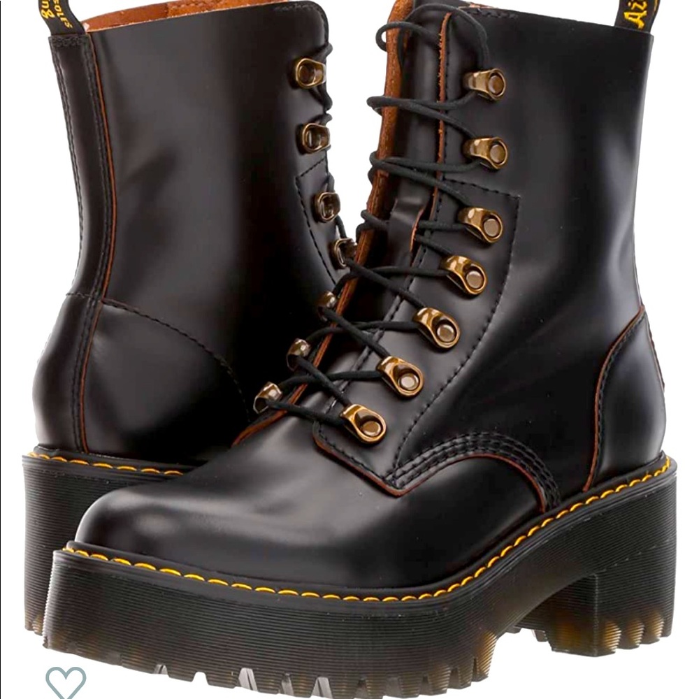 Dr. Marten Leona Temperely Boot
